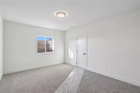 Bedroom - 30304 E 138th St, Lees Summit, MO 64086 photo 6 of 11