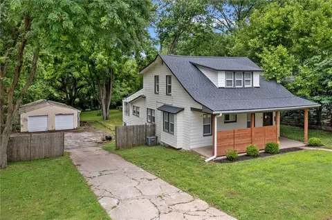 Other - 522 S Cedar Ave, Independence, MO 64053 photo 2 of 12
