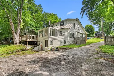 Other - 522 S Cedar Ave, Independence, MO 64053 photo 10 of 12