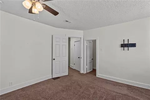 Bedroom - 522 S Cedar Ave, Independence, MO 64053 photo 4 of 6