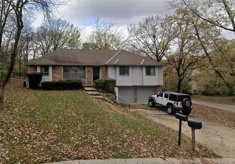 6722 N Mokane St, Kansas City, MO 64151