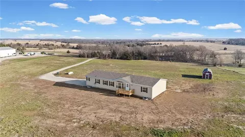 3066 Ellis Rd, Richmond, KS 66080