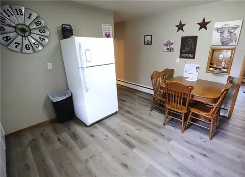 Dining - 314 N 2nd St, Jasper, MO 64755 photo 1 of 2
