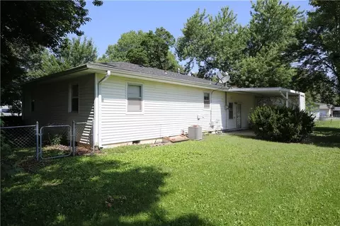 Exterior - 314 N 2nd St, Jasper, MO 64755 photo 3 of 7