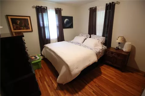 Bedroom - 314 N 2nd St, Jasper, MO 64755 photo 1 of 4