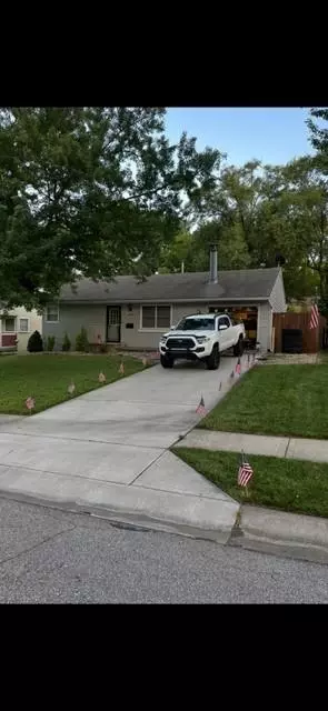 6401 W 82nd Ter, Overland Park, KS 66204
