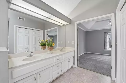 Other - 212 E Hansen Ct, Independence, MO 64055 photo 2 of 16