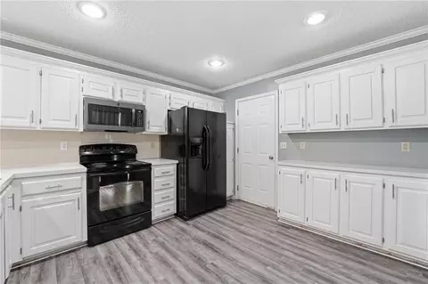 Kitchen - 212 E Hansen Ct, Independence, MO 64055 photo 1 of 3