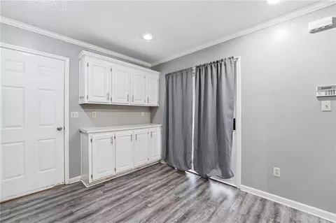 Entry Way - 212 E Hansen Ct, Independence, MO 64055 photo 2 of 2