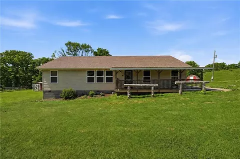 Exterior - 3349 Mud Springs Rd, Anderson, MO 64831 photo 2 of 12