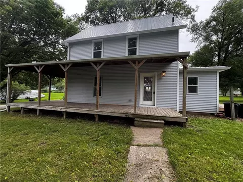 400 Park St, Tarkio, MO 64491
