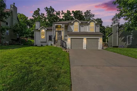 416 E 166th Ct, Belton, MO 64012