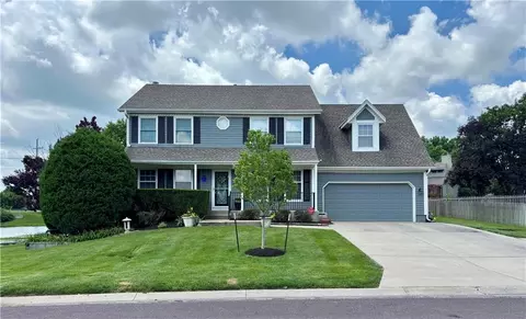 15804 Woodson St, Overland Park, KS 66223