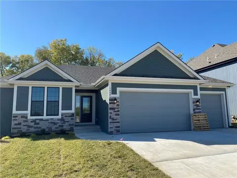 12720 NW Larkspur Ln, Platte City, MO 64079