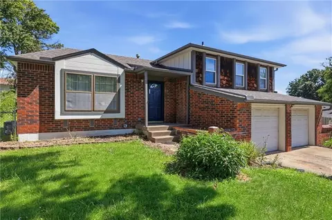 Exterior - 19808 E 17th Street Ct, Independence, MO 64056 photo 2 of 8