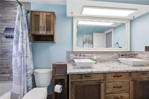 Bath - 19808 E 17th Street Ct, Independence, MO 64056 photo 2 of 3