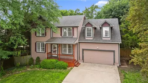 34561 W 85th Ter, De Soto, KS 66018