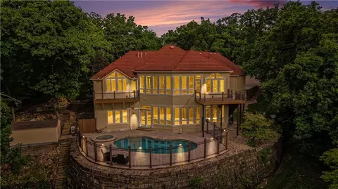 2210 Opossum Hollow Rd, Blue Springs, MO 64015