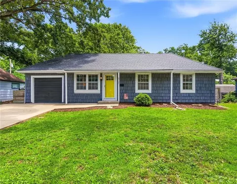 8727 Goddard St, Overland Park, KS 66214
