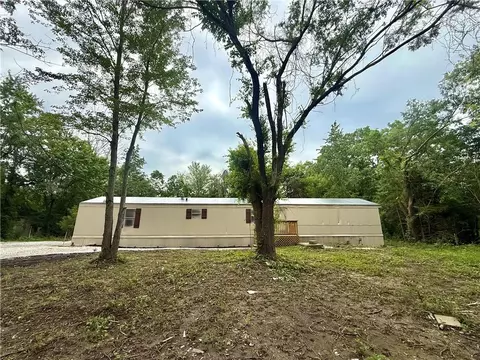 2924 Dune Rd, Odessa, MO 64076