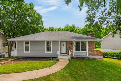 8019 N Brooklyn Ave, Kansas City, MO 64118