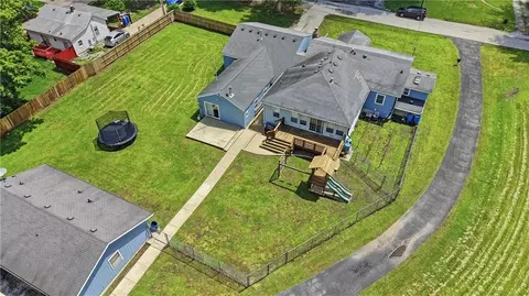View/Area - 1712 S Hands St, Independence, MO 64055 photo 2 of 8