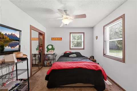 Bedroom - 1712 S Hands St, Independence, MO 64055 photo 3 of 8