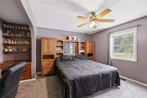 Bedroom - 1712 S Hands St, Independence, MO 64055 photo 2 of 8