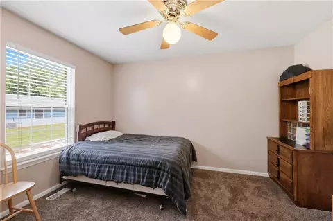 Bedroom - 1712 S Hands St, Independence, MO 64055 photo 6 of 8