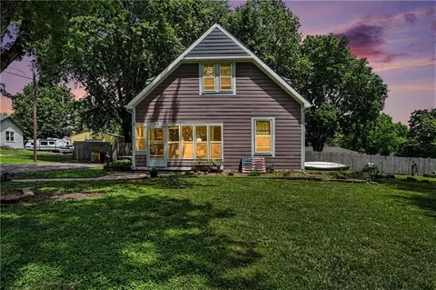 210 N Ingles St, Lawson, MO 64062