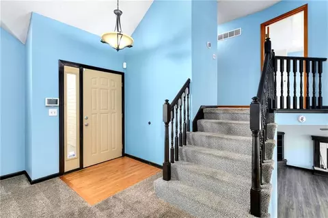 Entry Way - 644 SE Jonathon Ave, Lees Summit, MO 64063 photo 1 of 1