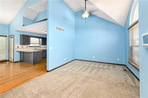 Living - 644 SE Jonathon Ave, Lees Summit, MO 64063 photo 2 of 10