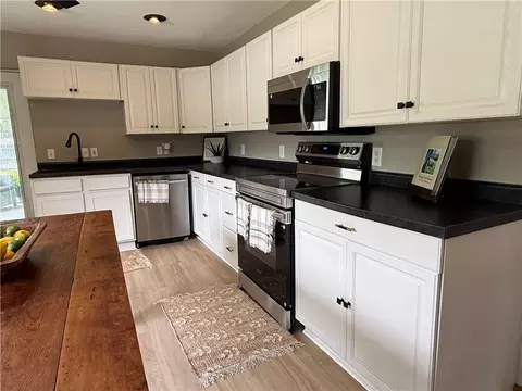 Kitchen - 526 S West St, Nevada, MO 64772 photo 3 of 3