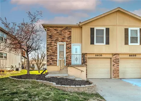 8635 N Hull Ave, Kansas City, MO 64154