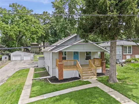 4614 Waverly Ave, Kansas City, KS 66104