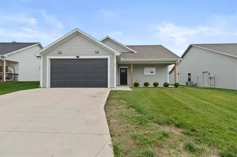 407 NE Sycamore Ct, Oak Grove, MO 64075