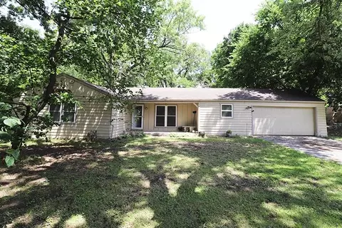 6420 Leavenworth Rd, Kansas City, KS 66104