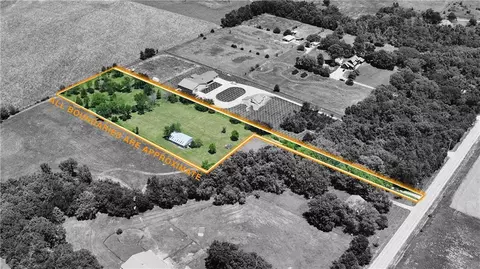 26870 W 199th St, Gardner, KS 66030