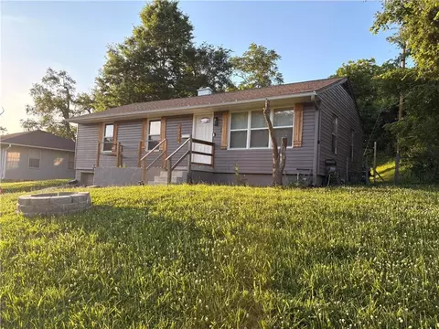 4814 Richmond Ave, Kansas City, KS 66102