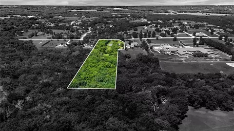 View/Area - 7447 Mize Rd, Shawnee, KS 66227 photo 6 of 7