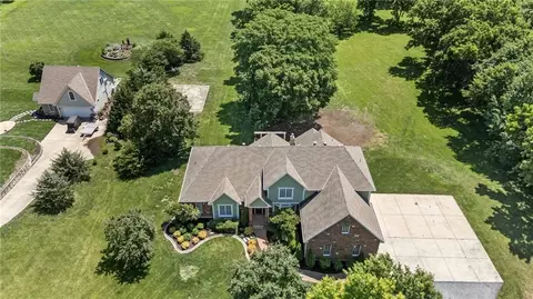 View/Area - 7447 Mize Rd, Shawnee, KS 66227 photo 3 of 7