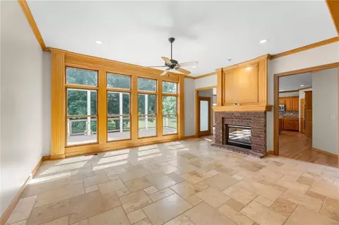 Living - 7447 Mize Rd, Shawnee, KS 66227 photo 6 of 10