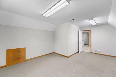 Bedroom - 7447 Mize Rd, Shawnee, KS 66227 photo 8 of 10