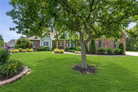 Exterior - 7447 Mize Rd, Shawnee, KS 66227 photo 2 of 13