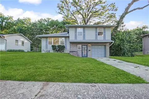 1326 N 62nd Pl, Kansas City, KS 66102