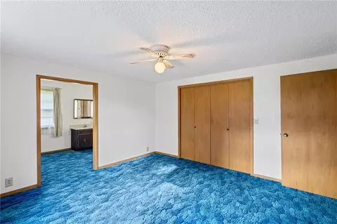 Bedroom - 503 Hallar Ave, Gower, MO 64454 photo 5 of 6