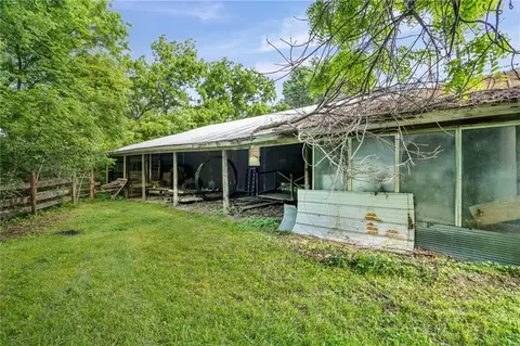 Exterior - 503 Hallar Ave, Gower, MO 64454 photo 9 of 11