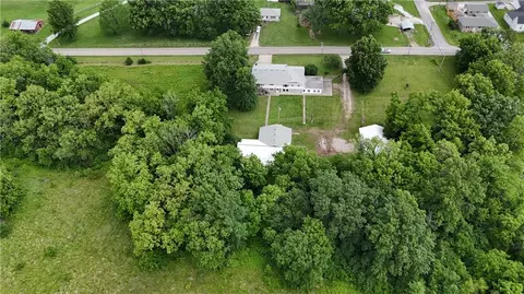 View/Area - 503 Hallar Ave, Gower, MO 64454 photo 4 of 6