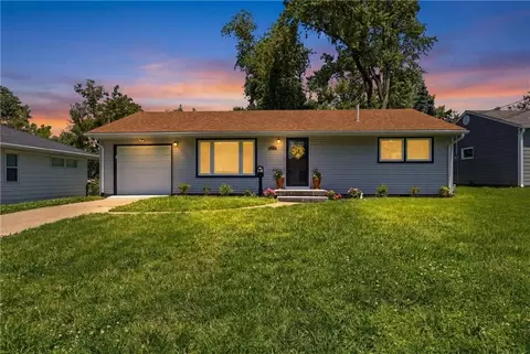 12718 W 92 St, Lenexa, KS 66215