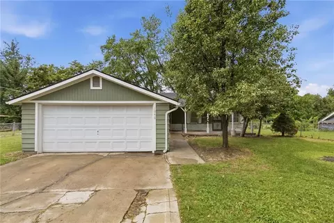 1046 S 79th Ter, Kansas City, KS 66111
